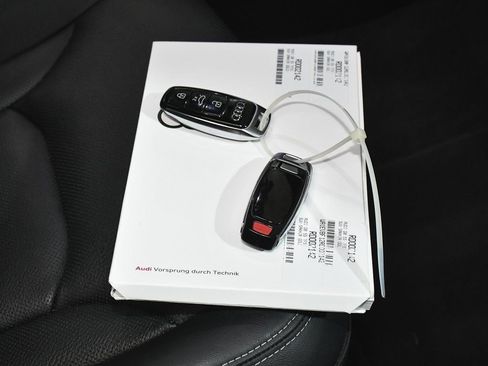 Used 2024 Audi Q8 Premium Plus w/ Premium Plus Package image 84