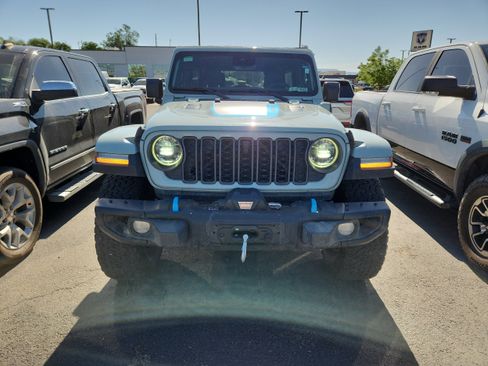 Used 2024 Jeep Wrangler Unlimited Rubicon 4xe AWD/4WD image 3