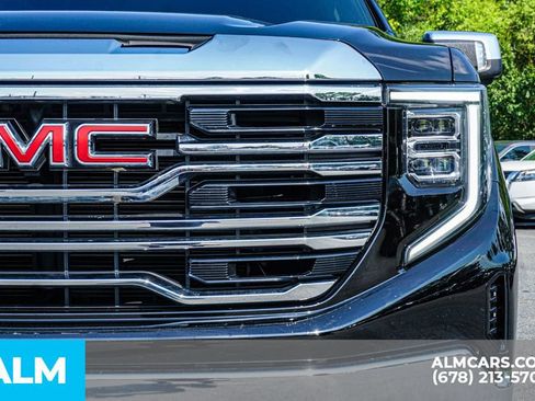 Used 2026 GMC Sierra 1500 SLT AWD/4WD image 11