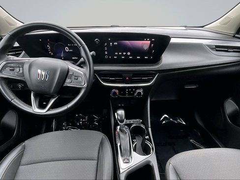 Used 2024 Buick Encore GX Preferred FWD image 17