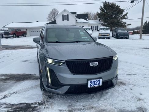 Used 2023 Cadillac XT6 Sport w/ LPO, ONYX Package AWD/4WD image 6