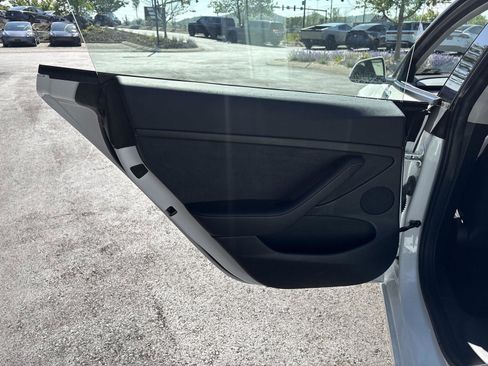 Used 2023 Tesla Model 3 Standard Range RWD image 8