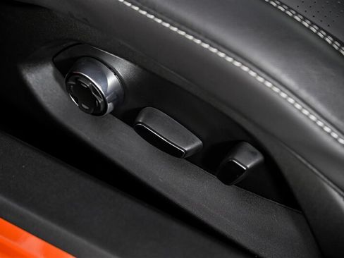 Used 2021 Chevrolet Corvette Stingray Preferred Conv w/ Z51 Performance Package RWD image 20
