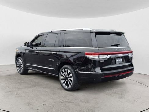 Used 2024 Lincoln Navigator L Reserve AWD/4WD image 5