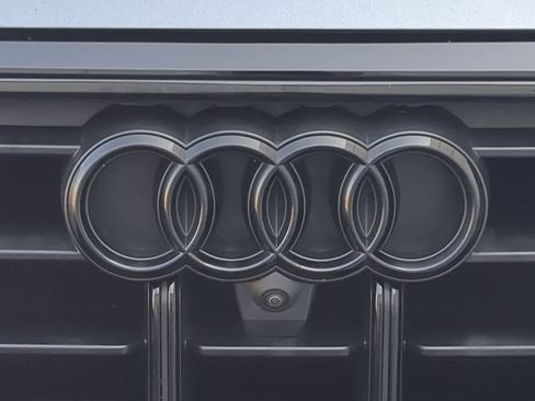 Used 2021 Audi SQ8 Prestige image 11