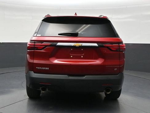 Used 2023 Chevrolet Traverse LT FWD image 4