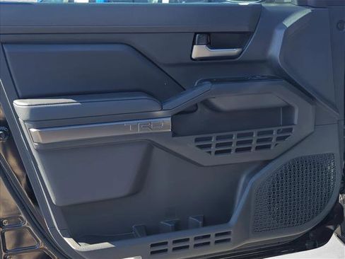 New 2025 Toyota Tacoma TRD Off-Road image 10