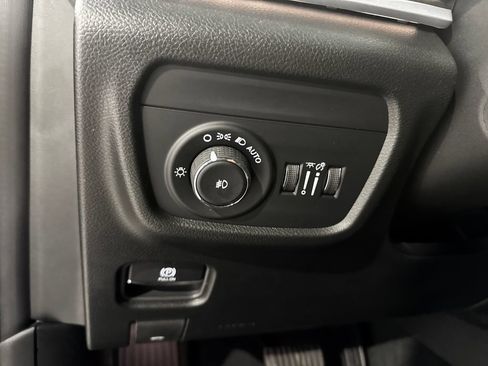 New 2026 Jeep Grand Cherokee L Limited AWD/4WD image 33