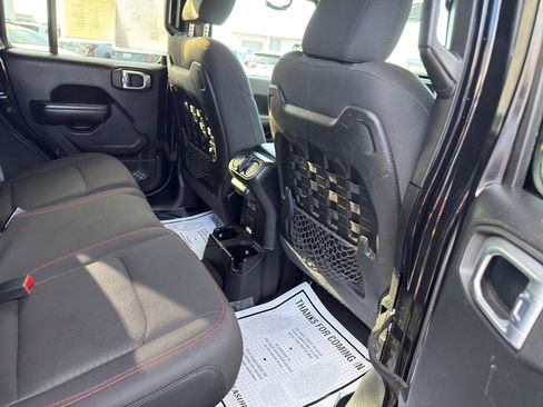 Used 2020 Jeep Wrangler Unlimited Rubicon image 18