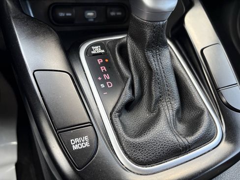 Used 2021 Kia Soul LX FWD image 16