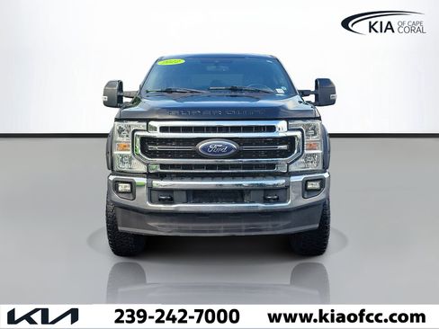 Used 2022 Ford F350 Lariat AWD/4WD image 2