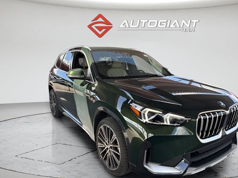 Used 2025 BMW X1 xDrive28i w/ Convenience Package AWD/4WD image 4