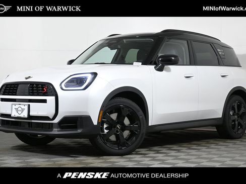 Used 2025 MINI Cooper Countryman S image 1