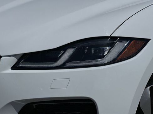 Used 2025 Jaguar F-PACE R-Dynamic S image 12