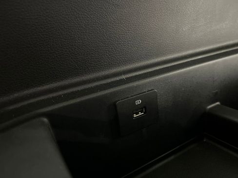 Used 2024 Ford Expedition Limited image 35