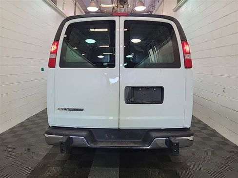 Used 2024 Chevrolet Express 2500 w/ Driver Convenience Package RWD image 9