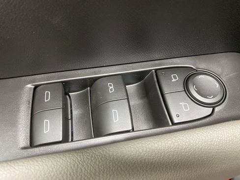 New 2026 Chevrolet Colorado ZR2 w/ Technology Package image 31