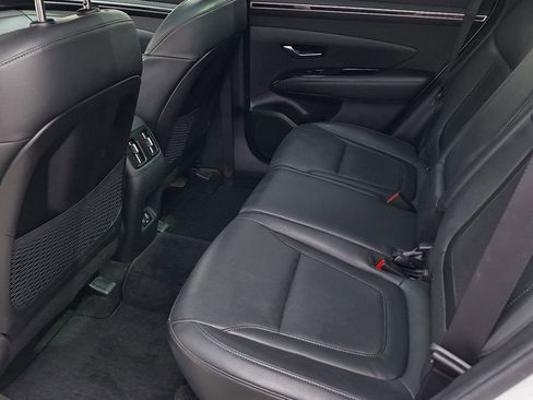 Used 2022 Hyundai Tucson Limited AWD/4WD image 12