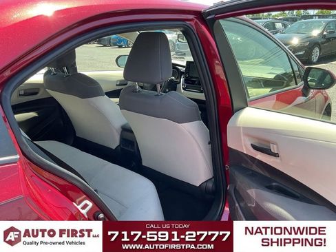 Used 2022 Toyota Corolla LE FWD image 11