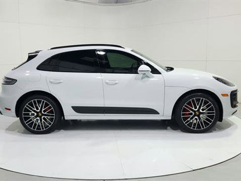Used 2023 Porsche Macan GTS image 9
