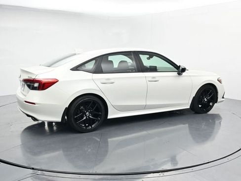 Used 2024 Honda Civic Sport image 10