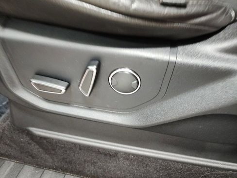 Used 2016 Ford F150 XLT w/ Equipment Group 302A Luxury image 25