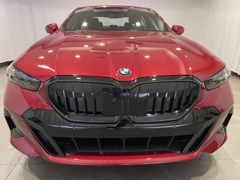 New 2027 BMW 540i xDrive w/ M Sport Package AWD/4WD image 2