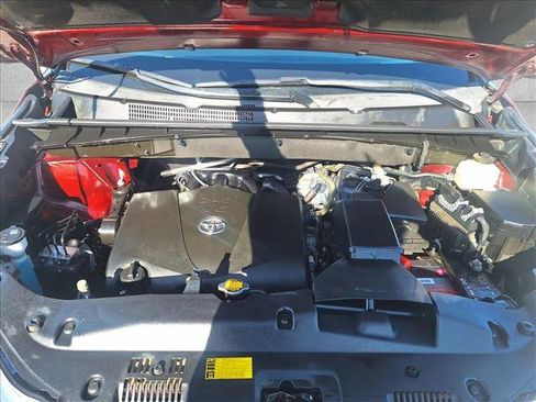 Used 2017 Toyota Highlander Plus image 22