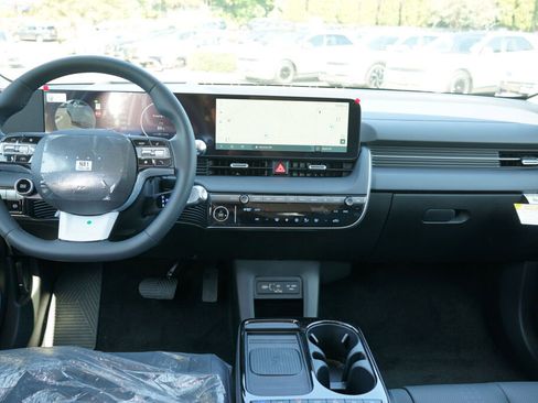 New 2026 Hyundai Ioniq 5 Limited image 22