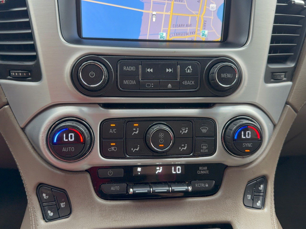Used 2015 GMC Yukon SLT w/ Open Road Package RWD image 22