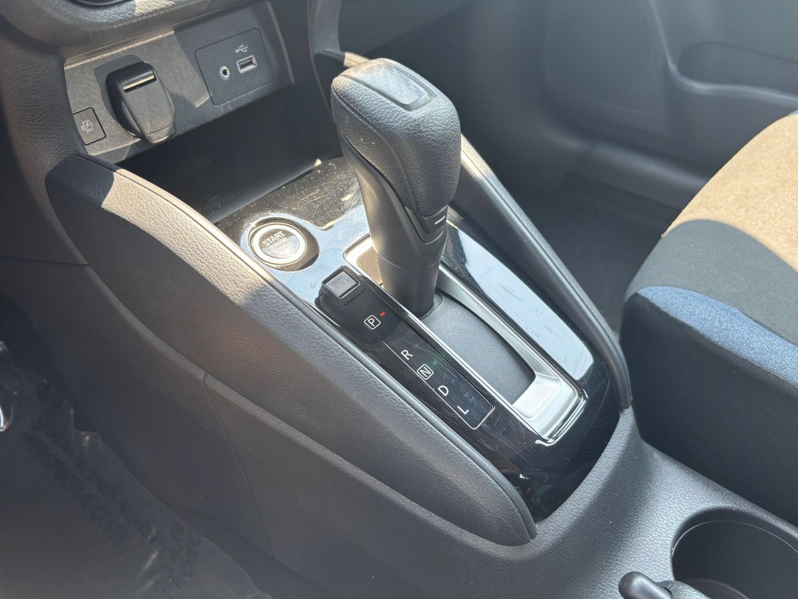 Used 2025 Nissan Versa SV FWD image 37