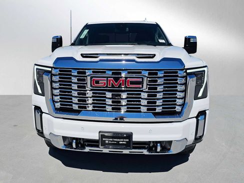 New 2026 GMC Sierra 3500 Denali AWD/4WD image 8