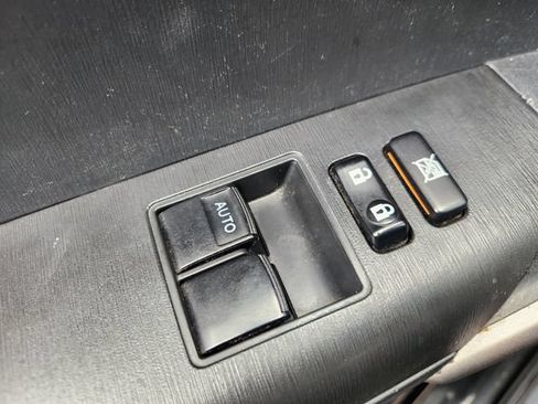 Used 2013 Scion tC FWD image 31
