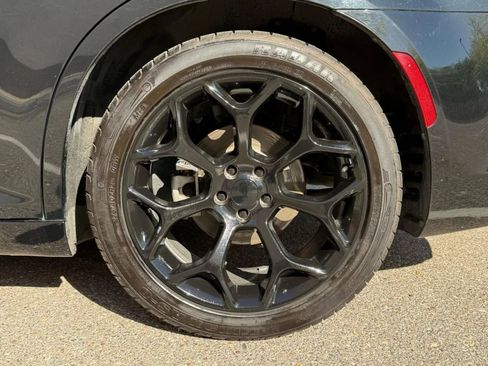 Used 2021 Chrysler 300 S image 46