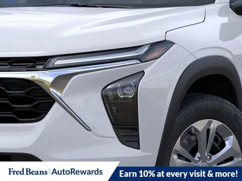 New 2026 Chevrolet Trax LS w/ Driver Confidence Package FWD image 13