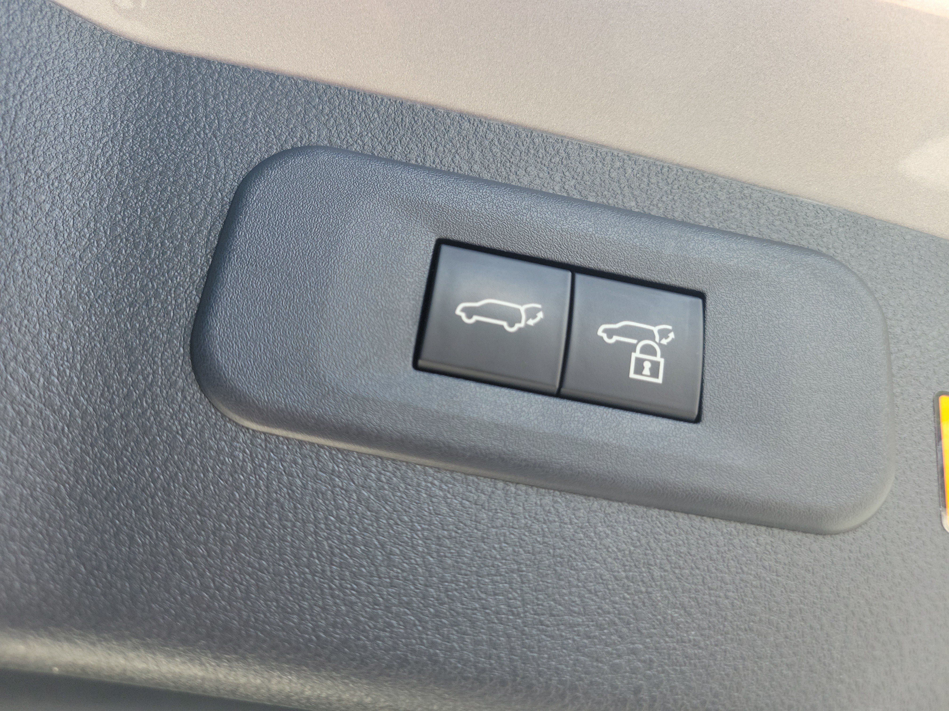 Used 2025 Lexus NX 250 FWD w/ Accessory Package (K3) image 11