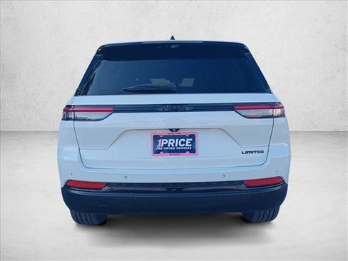 Used 2023 Jeep Grand Cherokee Limited w/ Luxury Tech Group II image 6