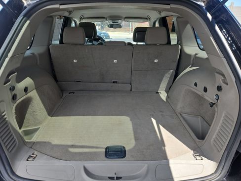 Used 2013 Jeep Grand Cherokee Laredo AWD/4WD image 16