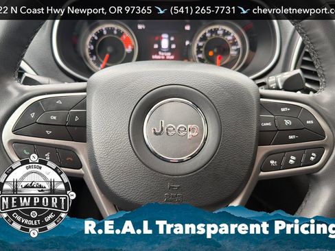 Used 2022 Jeep Cherokee Limited w/ Elite Package image 24