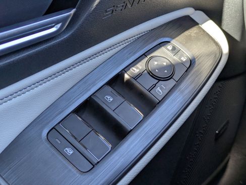 New 2026 Nissan Sentra SL w/ Floor Mat Package image 25