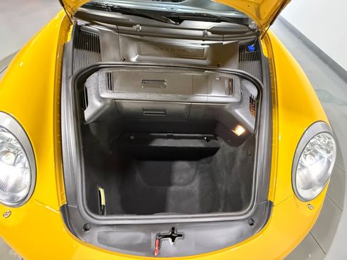 Used 2006 Porsche 911 Carrera RWD image 49