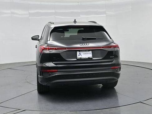 Used 2024 Audi Q4 e-tron Premium Plus w/ Premium Plus AWD/4WD image 5
