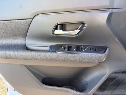 New 2026 Nissan Kicks SV w/ SV Premium Package image 13