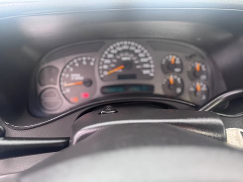 Used 2004 Chevrolet Silverado 1500 W/T image 17