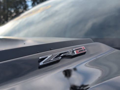 Used 2022 Chevrolet Colorado ZR2 image 16