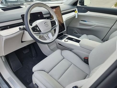 New 2025 Volvo EX90 Ultra image 9