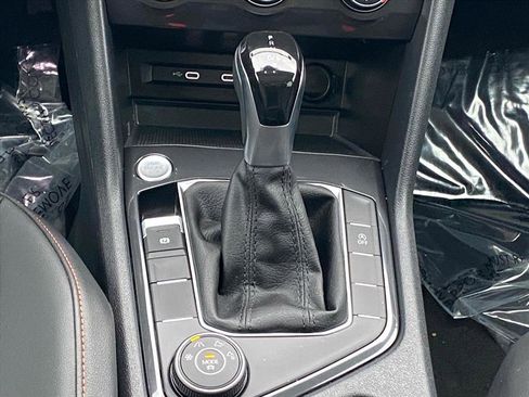 Certified 2024 Volkswagen Tiguan Wolfsburg Edition image 12