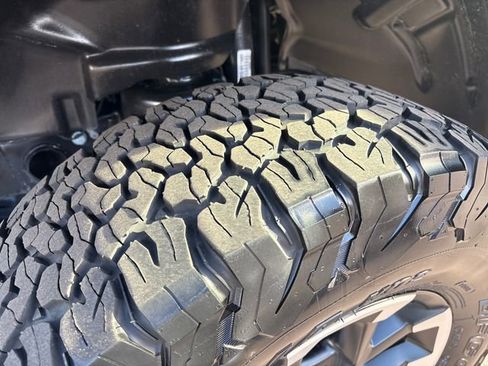 Used 2024 Jeep Wrangler Unlimited Rubicon 4xe w/ Technology Group image 28