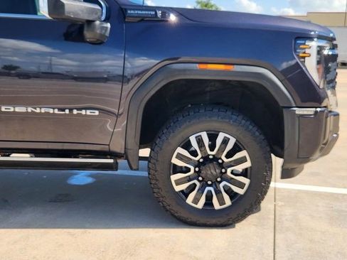 Used 2024 GMC Sierra 2500 Denali Ultimate w/ Max Trailering Package AWD/4WD image 8