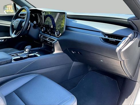 Used 2025 Lexus RX 350 Premium w/ Accessory Package (K3) FWD image 36